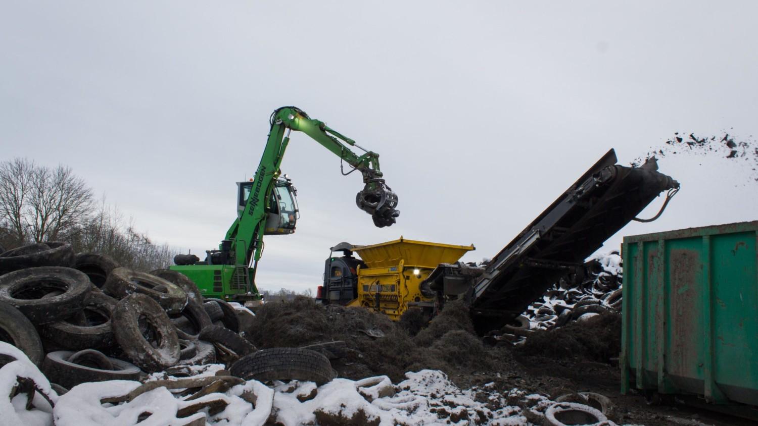 TANA Shark industrial waste shredder shredding tyres in Estonia