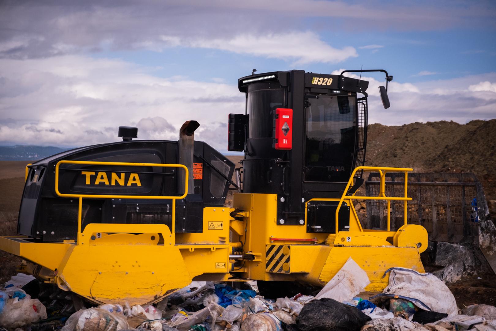 TANA landfill compactor in a landfill in Spain